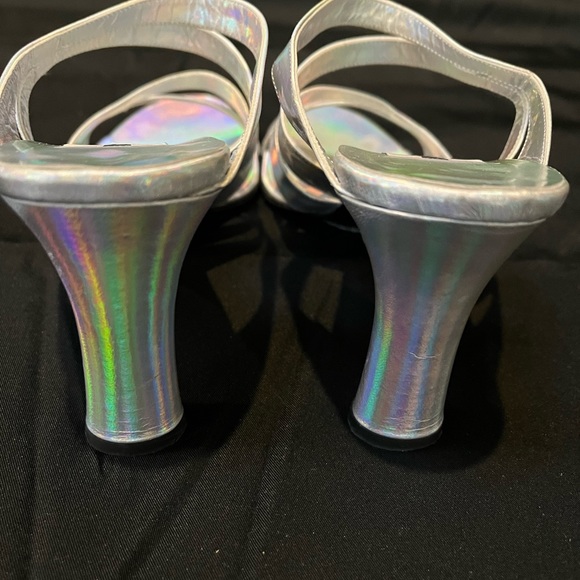 Rossimoda iridescent silver sandal - Picture 4 of 6